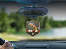 Aromatizante para auto Delphin CatchME! TRUCHA  | Libertad