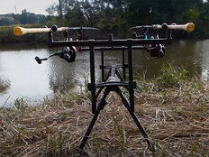 Rod pod Delphin BRONX